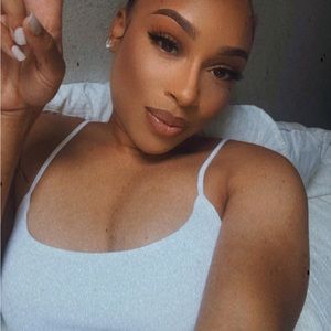 Meet your Posher, Posh